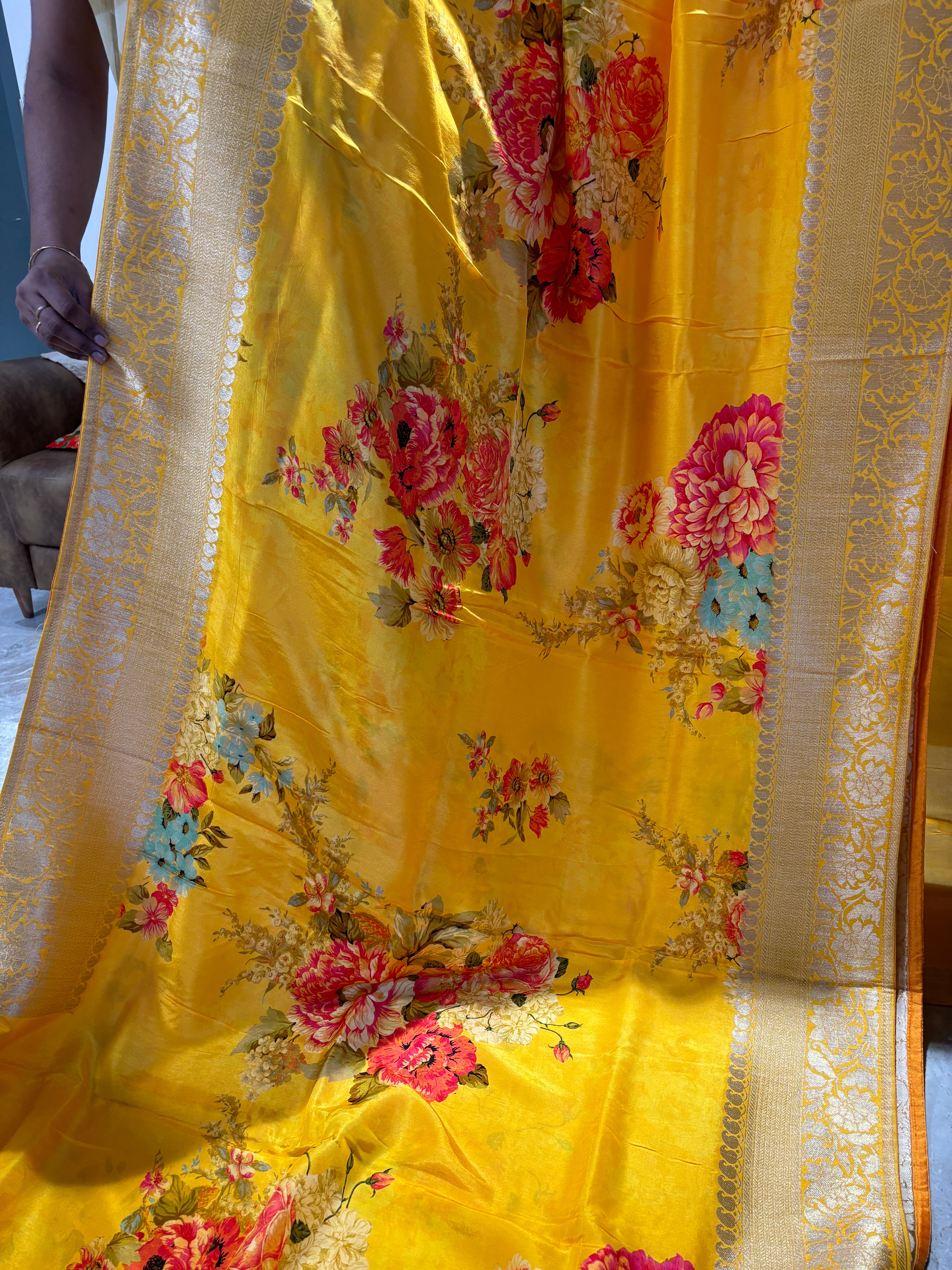 Munga crepe silk saree