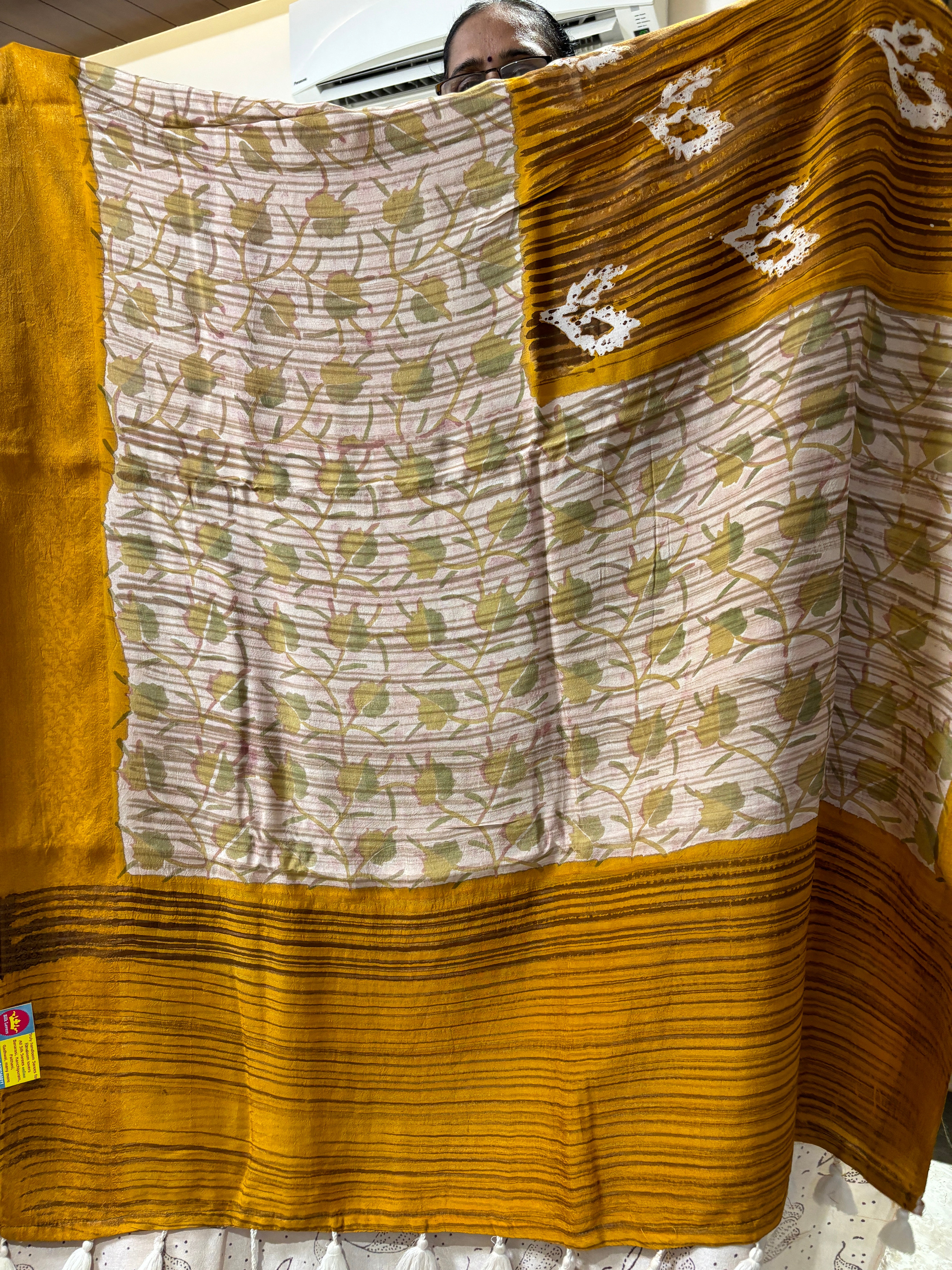 Munga crepe silk saree