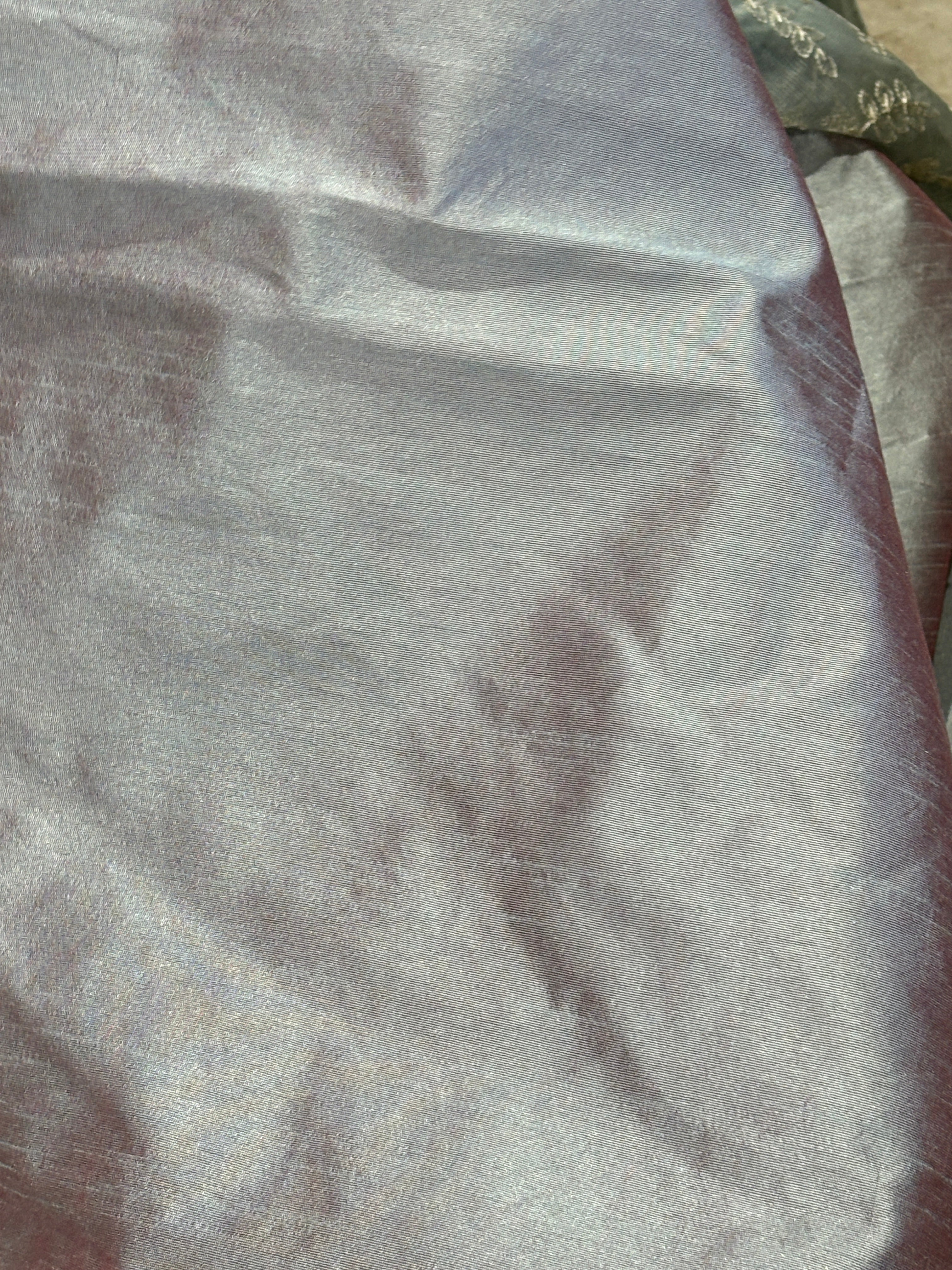 Jaal embroidered Supernet saree